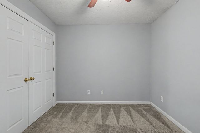 1818 Battleground Dr, Murfreesboro, TN 37129