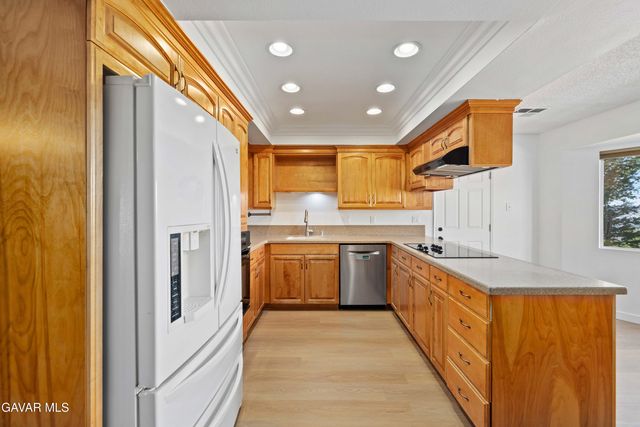 626 Westlake Drive, Palmdale, CA 93551