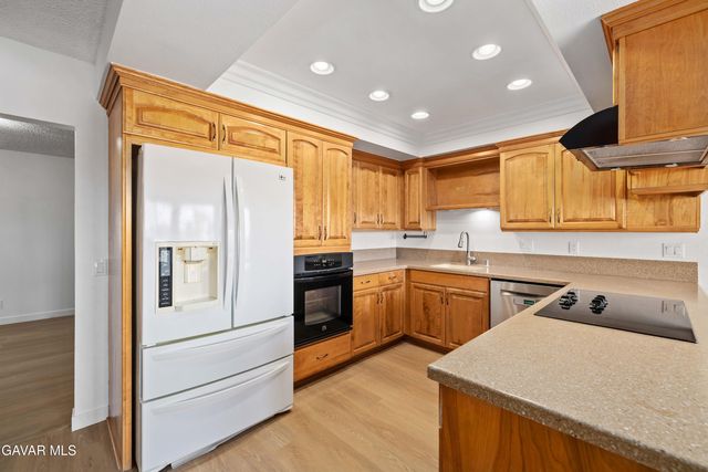 626 Westlake Drive, Palmdale, CA 93551