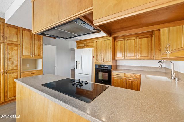 626 Westlake Drive, Palmdale, CA 93551