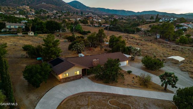 626 Westlake Drive, Palmdale, CA 93551