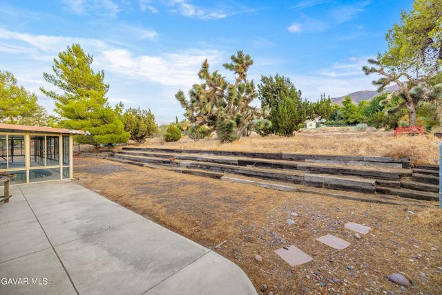 626 Westlake Drive, Palmdale, CA 93551