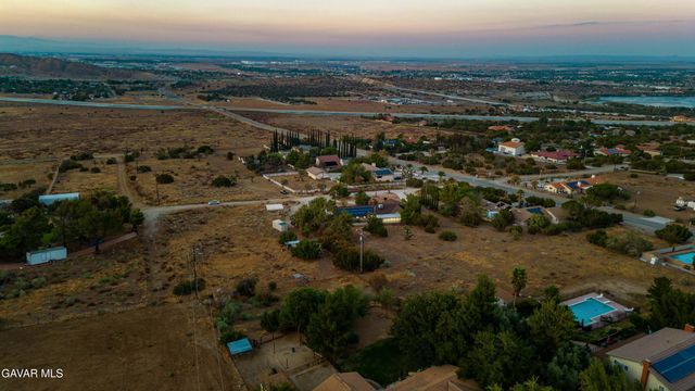 626 Westlake Drive, Palmdale, CA 93551