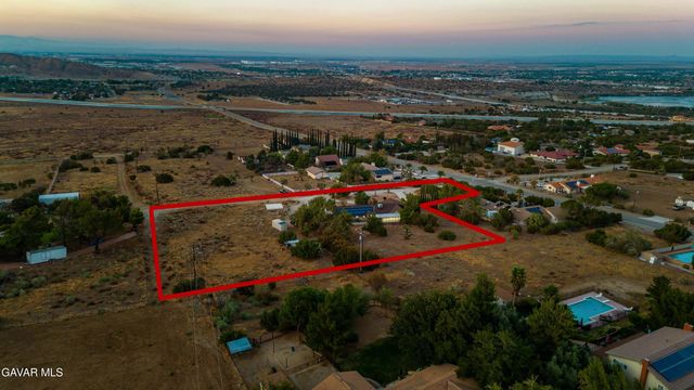 626 Westlake Drive, Palmdale, CA 93551