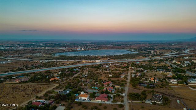 626 Westlake Drive, Palmdale, CA 93551