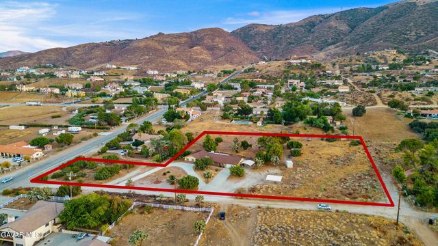 626 Westlake Drive, Palmdale, CA 93551