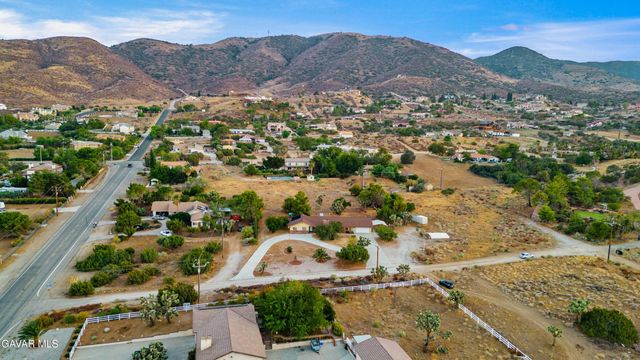626 Westlake Drive, Palmdale, CA 93551