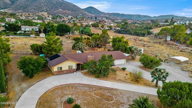 626 Westlake Drive, Palmdale, CA 93551