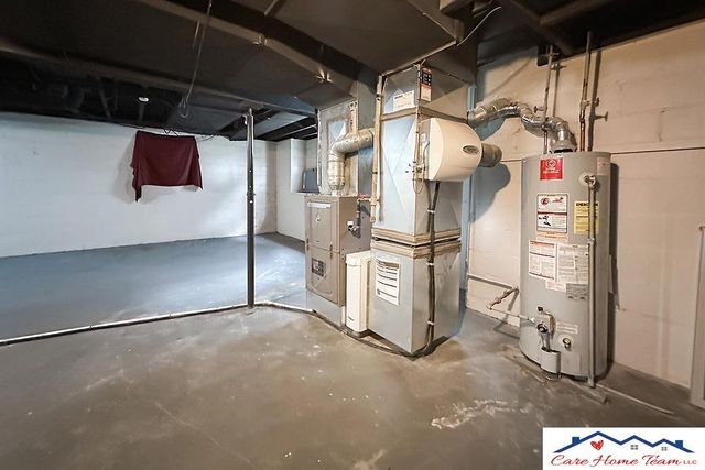 2512 Pinkney Street, Omaha, NE 68111