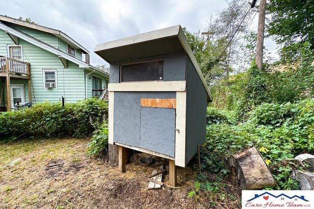 2512 Pinkney Street, Omaha, NE 68111