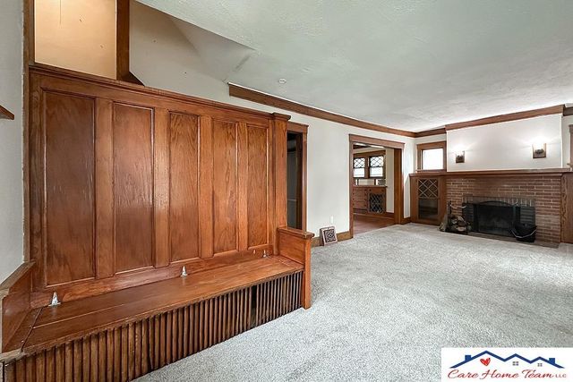 2512 Pinkney Street, Omaha, NE 68111