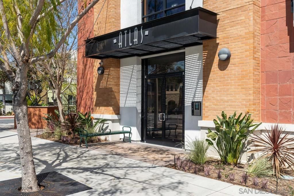 Image 4 of property listing at 3687 4th Avenue 201, San Diego, CA 92103