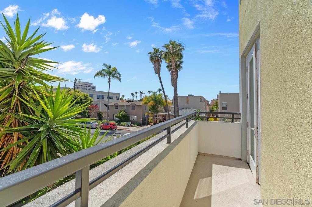 Image 40 of property listing at 3687 4th Avenue 201, San Diego, CA 92103