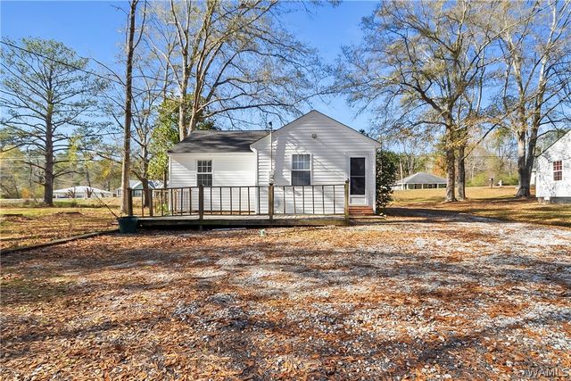 709 1st N, Reform, AL 35481