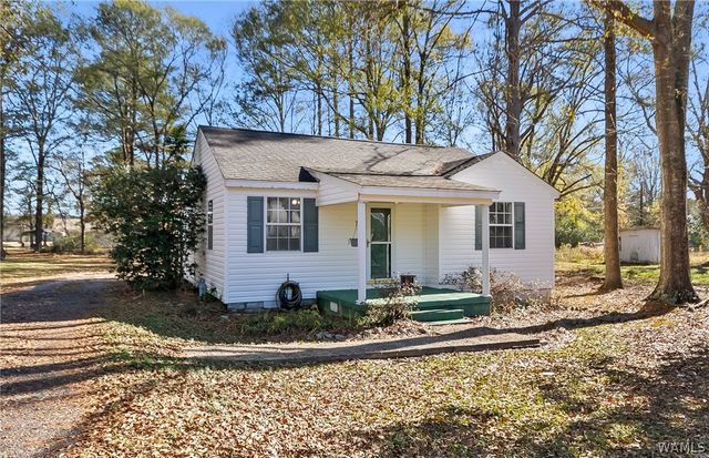 709 1st N, Reform, AL 35481