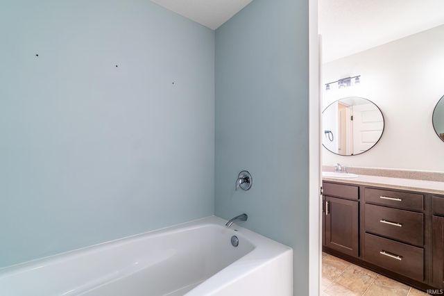 12146 Firekat Cove, Fort Wayne, IN 46845