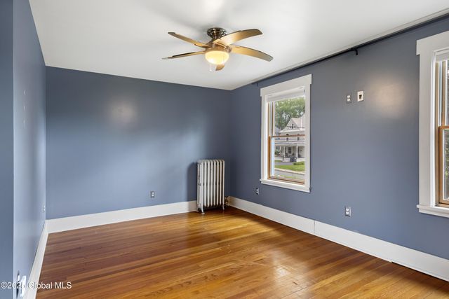 1147 Van Antwerp Road, Niskayuna, NY 12309