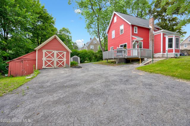 1147 Van Antwerp Road, Niskayuna, NY 12309