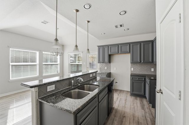 1204 Parkhurst Avenue, Cleveland, TX 77327