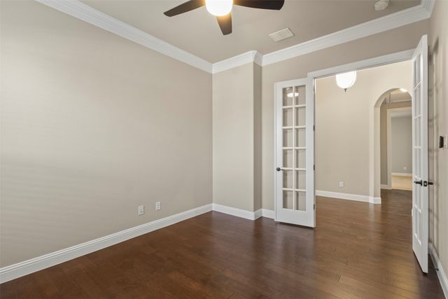 820 Wilmington Lane, Aubrey, TX 76227