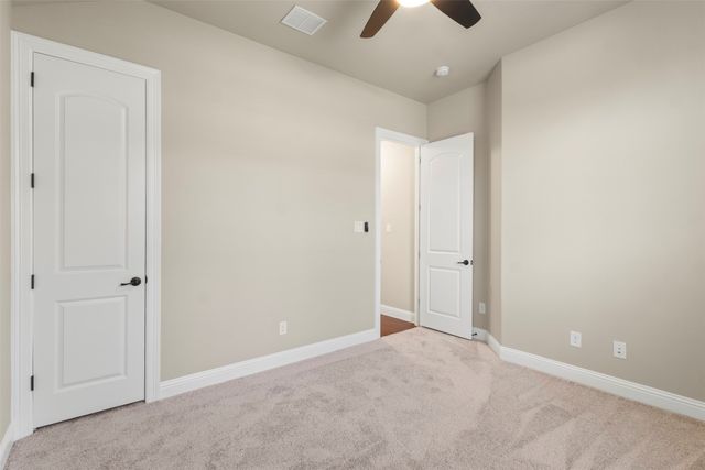 820 Wilmington Lane, Aubrey, TX 76227
