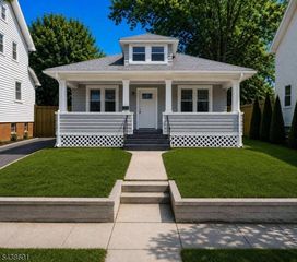 425 Mercer Ave, Roselle Boro, NJ 07203