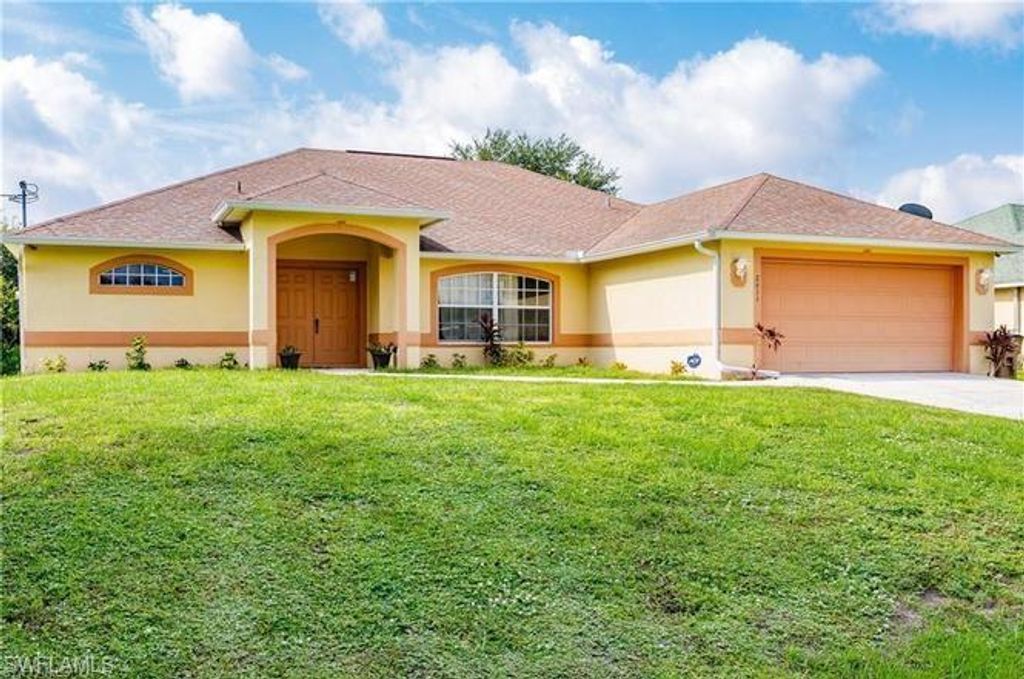 2611 65th ST W, LEHIGH ACRES, FL 33971 — photo 3
