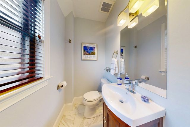 17 Hammond Street 2, Somerville, MA 02143