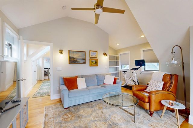 17 Hammond Street 2, Somerville, MA 02143