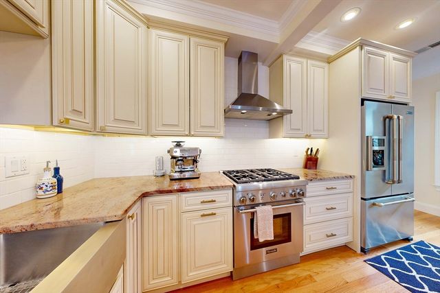 17 Hammond Street 2, Somerville, MA 02143