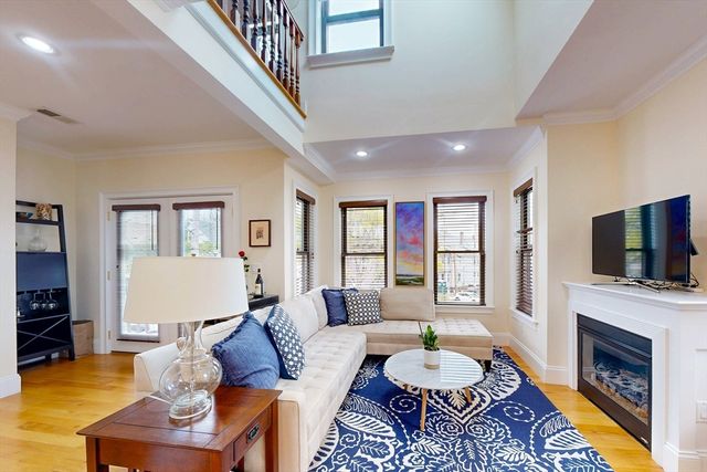 17 Hammond Street 2, Somerville, MA 02143