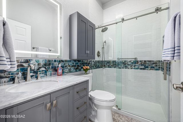 5380 W Tearblanket Place, Marana, AZ 85658