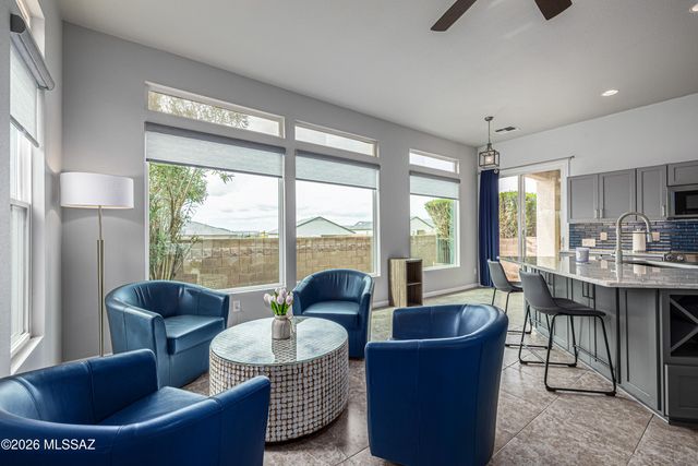 5380 W Tearblanket Place, Marana, AZ 85658