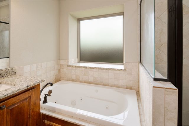 4025 Crestmont Drive, College Station, TX 77845
