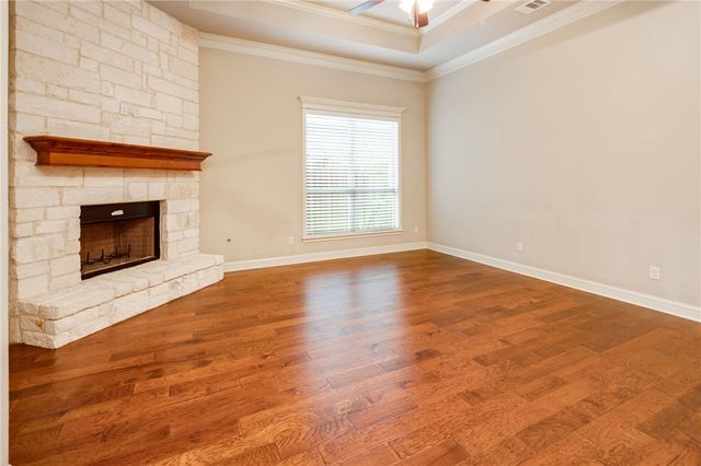4025 Crestmont Drive, College Station, TX 77845