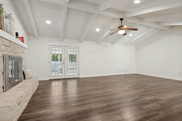 511 Westcliff Drive, Euless, TX 76040