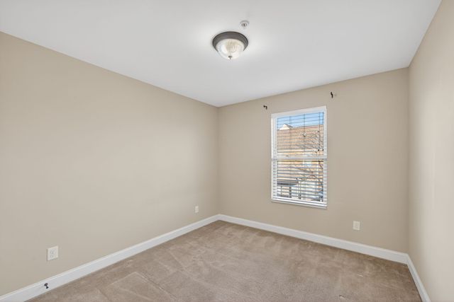 121 Ambassador Pvt Cir, Hendersonville, TN 37075