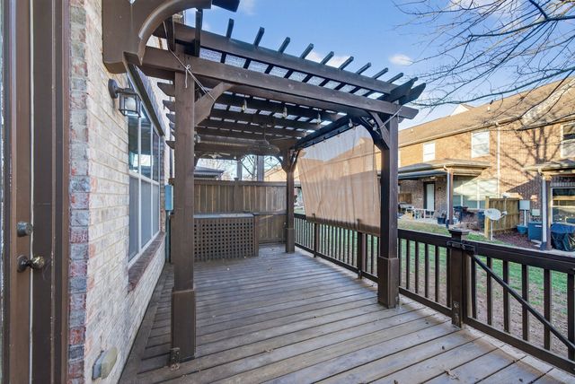 121 Ambassador Pvt Cir, Hendersonville, TN 37075