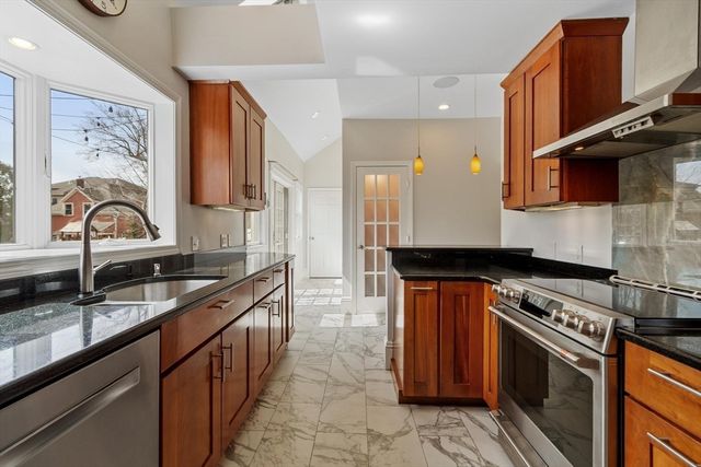 36 Lake Avenue, Melrose, MA 02176