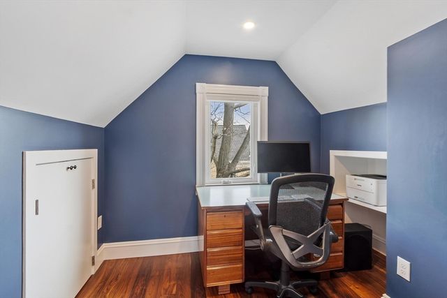 36 Lake Avenue, Melrose, MA 02176