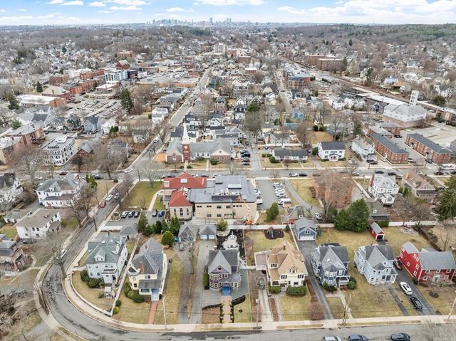 36 Lake Avenue, Melrose, MA 02176