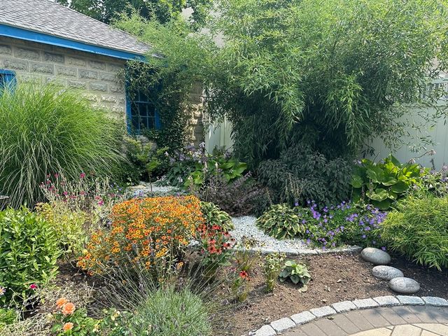 36 Lake Avenue, Melrose, MA 02176