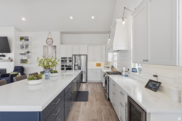 11072 S PADDLE BOARD WAY, South Jordan, UT 84009