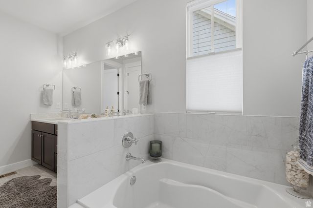 11072 S PADDLE BOARD WAY, South Jordan, UT 84009