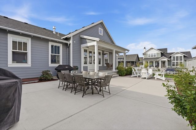 11072 S PADDLE BOARD WAY, South Jordan, UT 84009