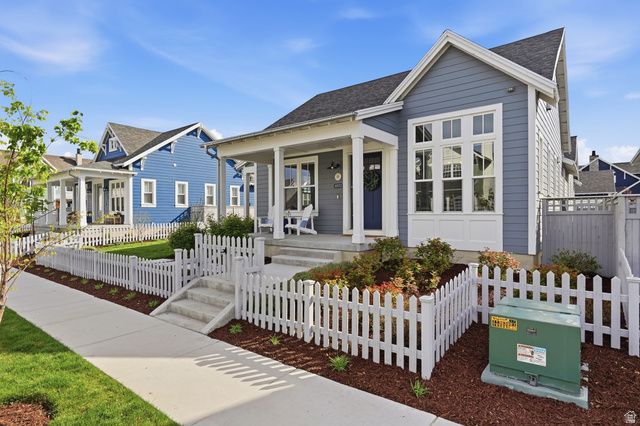 11072 S PADDLE BOARD WAY, South Jordan, UT 84009