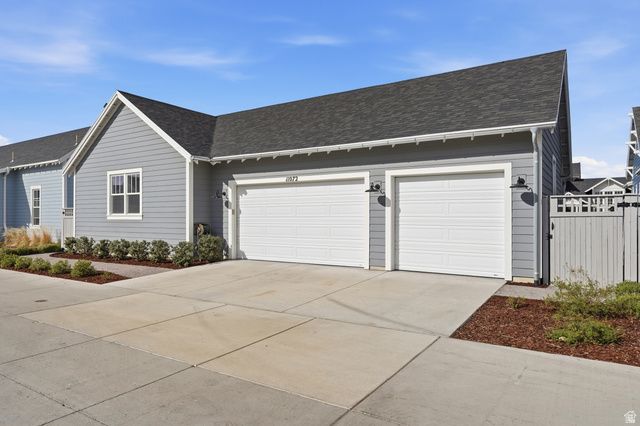 11072 S PADDLE BOARD WAY, South Jordan, UT 84009