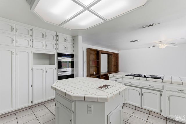 2612 Elm Street, Bakersfield, CA 93301