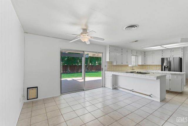 2612 Elm Street, Bakersfield, CA 93301