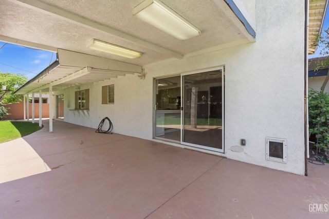 2612 Elm Street, Bakersfield, CA 93301